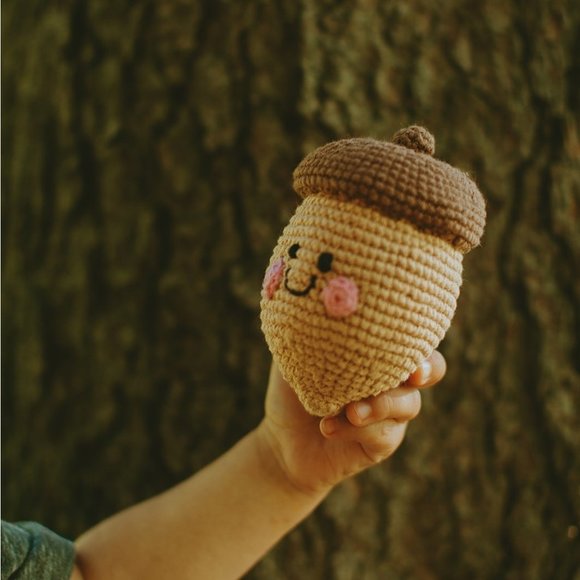 (3/$25) Hand Crocheted Friendly Acorn Rattle for Babies in Organic Cotton - Picture 2 of 3